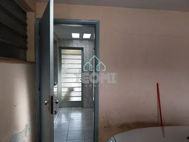 Casa com 500m² 3 quartos e 1 banheiro, à venda, no bairro Jardim Independência em Taubaté