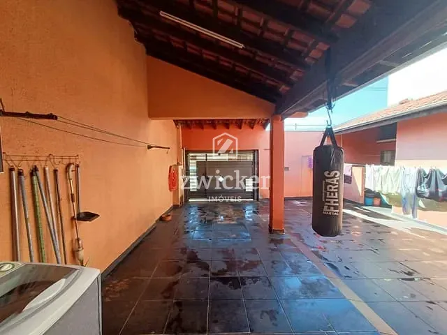 Casa com 126m² 2 quartos e 1 banheiro, à venda, no bairro Vila Carolina em Bauru