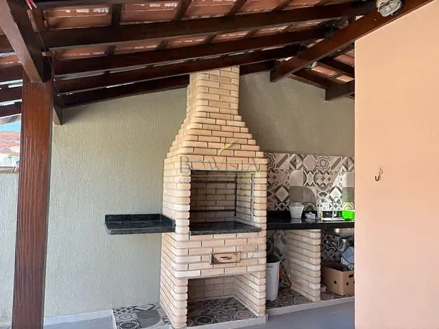 Casa com 210m² 2 quartos e 1 banheiro, à venda, no bairro Massaguaçu em Caraguatatuba