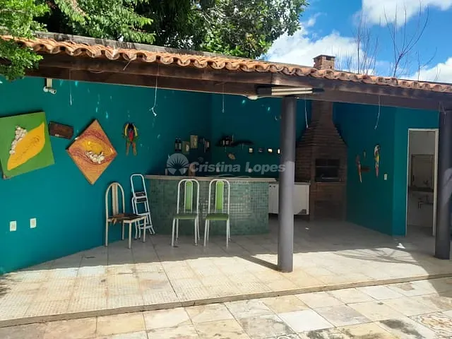 Casa com 615m² 4 quartos e 4 banheiros, à venda, no bairro Santa Isabel em Teresina
