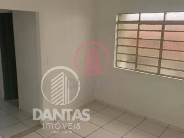 Casa 2 quartos e 1 banheiro, para alugar, no bairro Ayrosa em Osasco