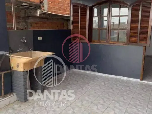 Casa 2 quartos e 1 banheiro, para alugar, no bairro Ayrosa em Osasco