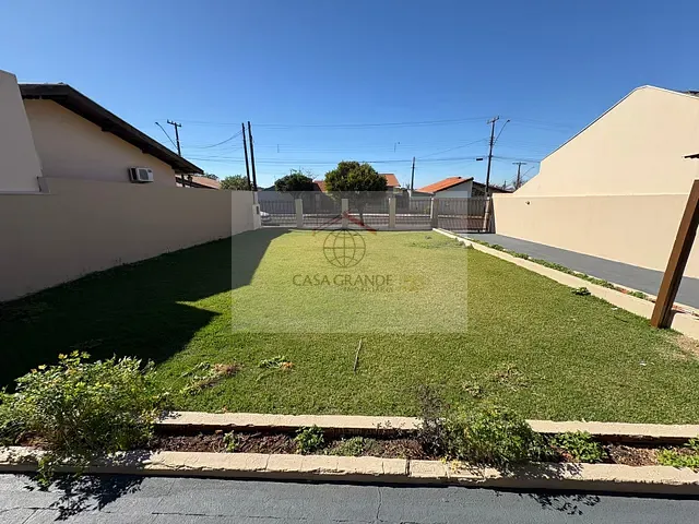 Casa com 308m² 1 quarto e 1 banheiro, à venda, no bairro Jardim Imperial em Rolândia