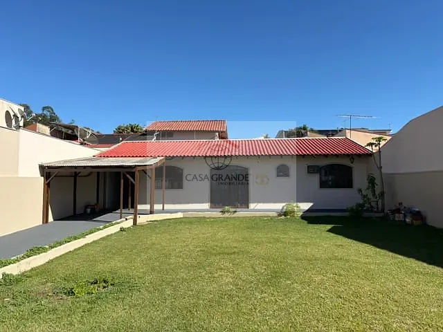 Casa com 308m² 1 quarto e 1 banheiro, à venda, no bairro Jardim Imperial em Rolândia