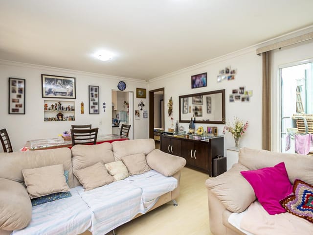 Casa com 360m² 3 quartos e 3 banheiros, à venda, no bairro Campo Comprido em Curitiba