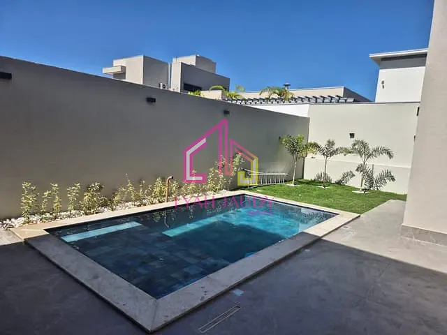 Casa com 459m² 4 quartos e 6 banheiros, à venda, no bairro Jardim Itália em Cuiabá