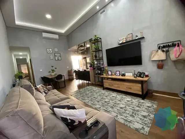 Casa com 175m² 3 quartos e 3 banheiros, à venda, no bairro Loteamento Terras de São Pedro e São Paulo em Salto