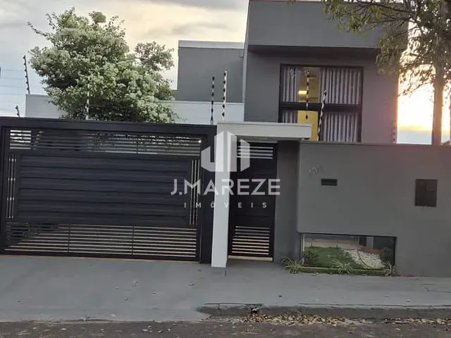 Casa com 140m² 3 quartos e 2 banheiros, à venda, no bairro Vila Formosa em Apucarana