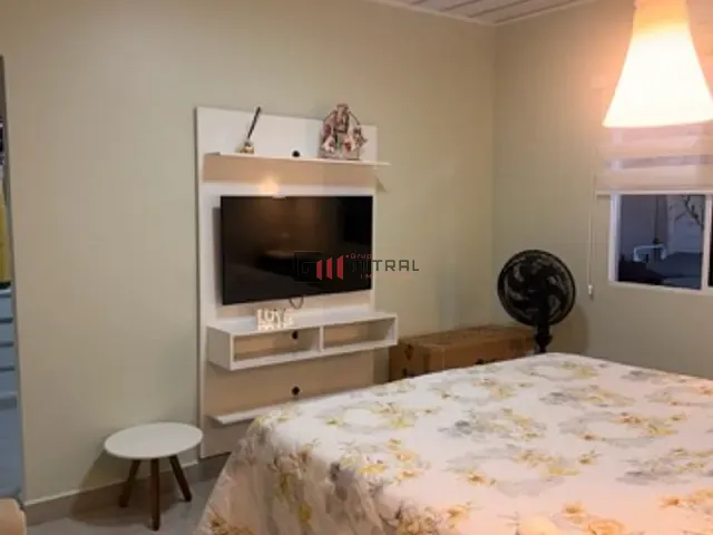 Casa com 150m² 3 quartos e 2 banheiros, à venda, no bairro Heimtal em Londrina