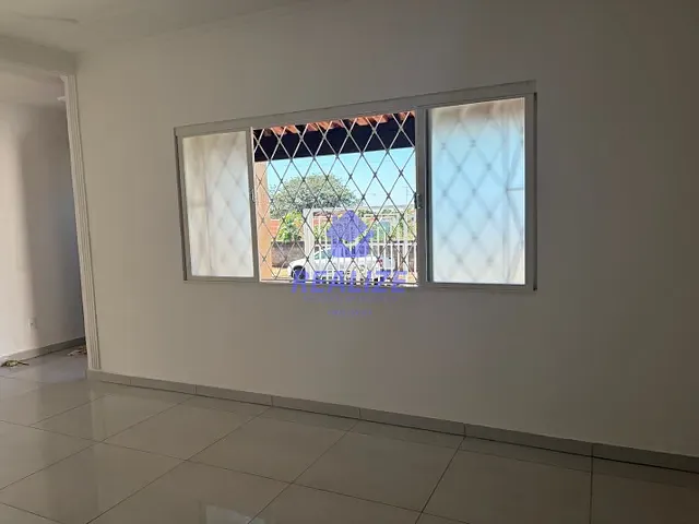 Casa 2 quartos e 1 banheiro, para alugar, no bairro Jardim Paraíso em Botucatu