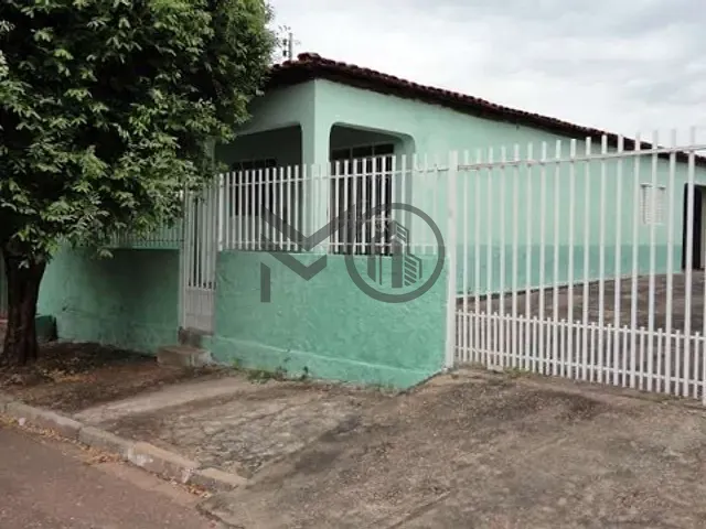 Casa com 280m² 3 quartos e 2 banheiros, à venda, no bairro Morada da Serra em Cuiabá