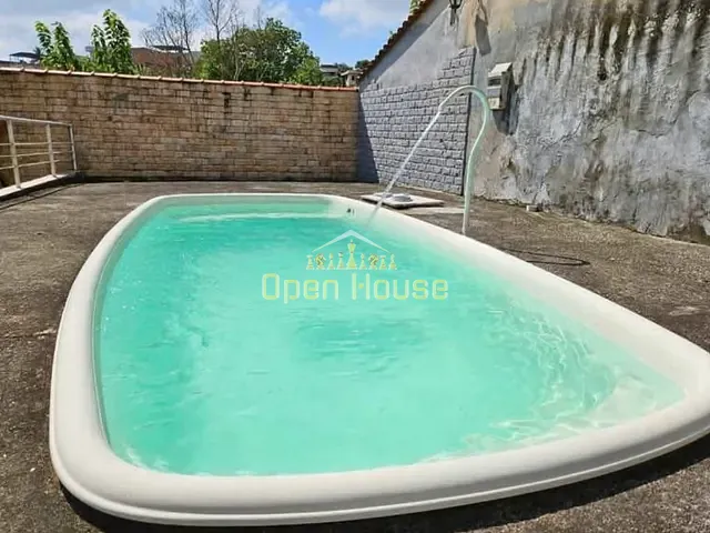 Casa com 480m² 4 quartos e 3 banheiros, à venda, no bairro Oriente em Pinheiral