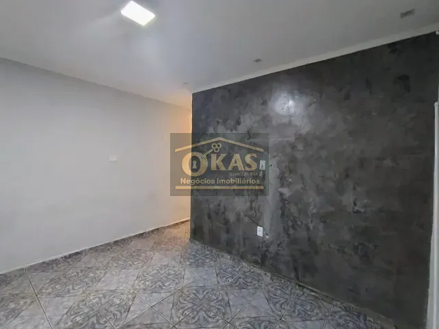 Casa com 300m² 2 quartos e 1 banheiro, à venda, no bairro Vila Urupês em Suzano