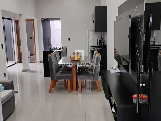Casa com 140m² 3 quartos e 3 banheiros, à venda, no bairro Residencial Monreale em Bragança Paulista