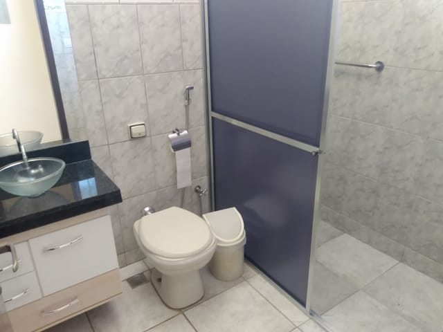 Casa com 250m² 2 quartos e 1 banheiro, para alugar, no bairro Jardim do Trevo em São João da Boa Vista