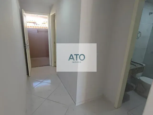 Casa 2 quartos e 1 banheiro, para alugar, no bairro Centro em Tijucas
