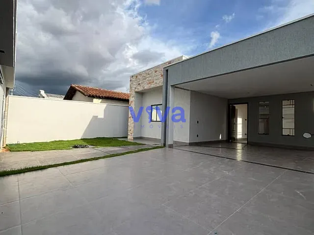 Casa com 360m² 3 quartos e 4 banheiros, à venda, no bairro Papillon Park em Aparecida de Goiânia