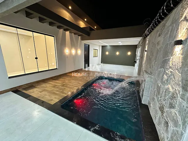 Casa 3 quartos e 2 banheiros, à venda, no bairro Setor Três Marias I em Goiânia
