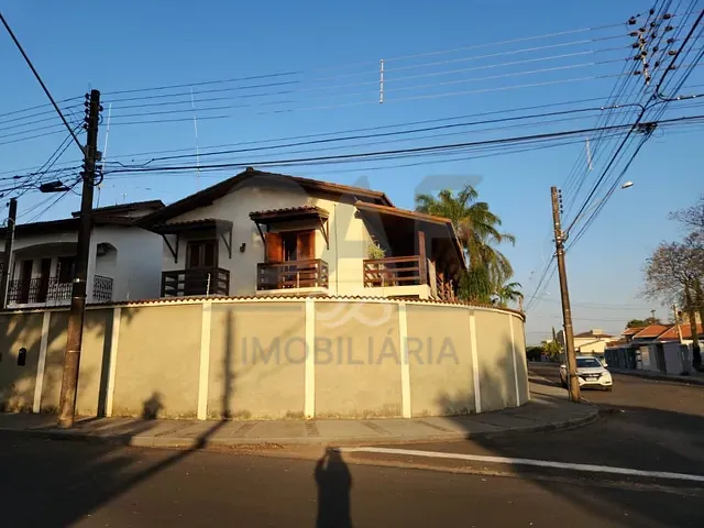 Casa com 361m² 3 quartos e 3 banheiros, à venda, no bairro Jardim Rezek II em Artur Nogueira