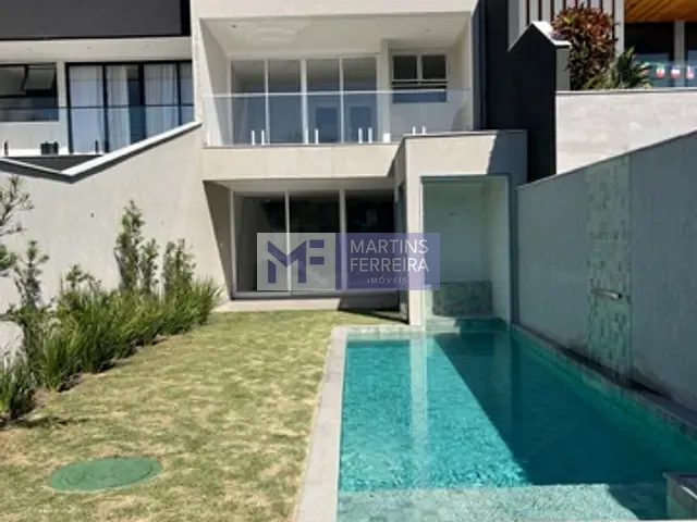Casa com 273m² 5 quartos e 6 banheiros, à venda, no bairro Barra da Tijuca em Rio de Janeiro