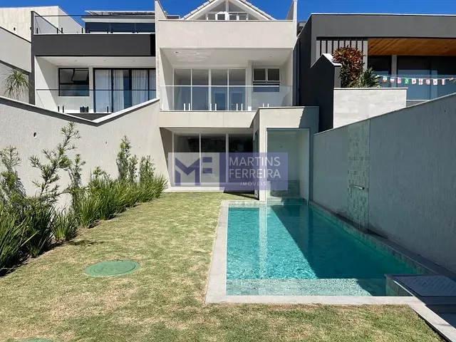 Casa com 273m² 5 quartos e 6 banheiros, à venda, no bairro Barra da Tijuca em Rio de Janeiro