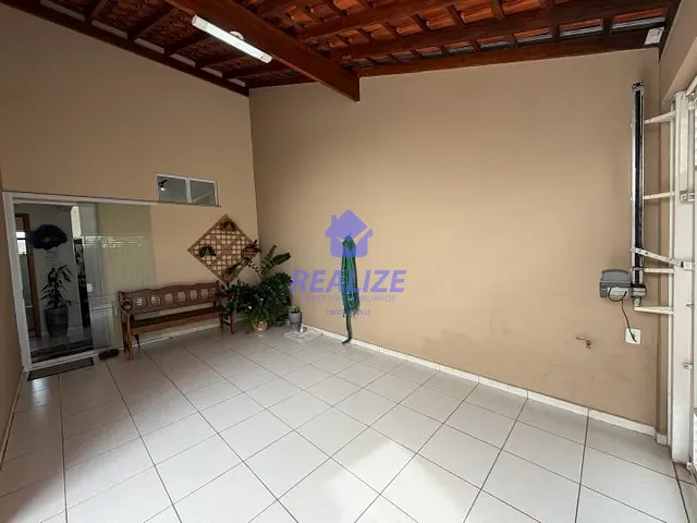 Casa com 131m² 3 quartos e 2 banheiros, à venda, no bairro Residencial Vila di Capri em Botucatu