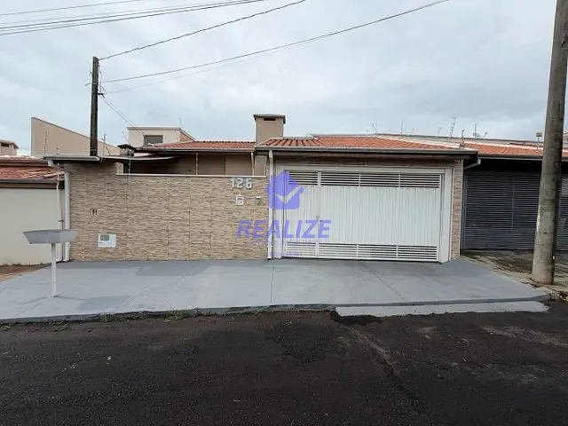 Casa com 131m² 3 quartos e 2 banheiros, à venda, no bairro Residencial Vila di Capri em Botucatu
