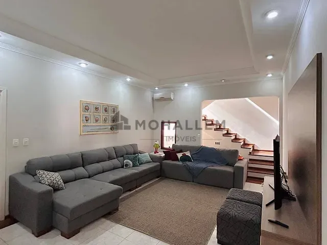 Casa 5 quartos e 2 banheiros, à venda, no bairro Centro em Itajubá