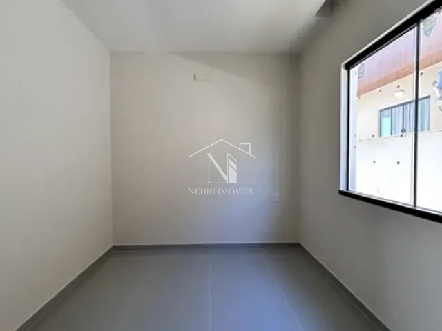 Casa com 240m² 3 quartos e 2 banheiros, à venda, no bairro Ubatiba em Maricá