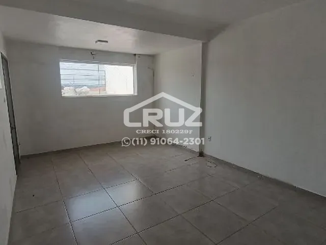 Casa com 100m² 2 quartos e 2 banheiros, para alugar, no bairro Região Central em Caieiras