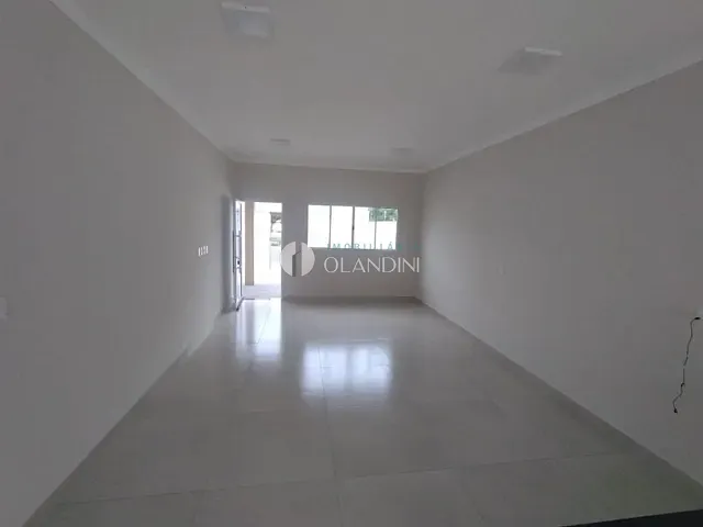 Casa com 250m² 3 quartos e 1 banheiro, à venda, no bairro Residencial Conquista II em Artur Nogueira