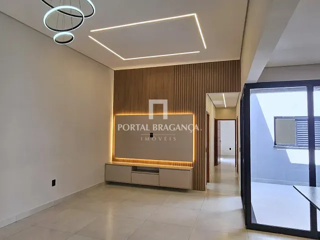 Casa com 125m² 3 quartos e 2 banheiros, à venda, no bairro Residencial Vino Barolo em Bragança Paulista