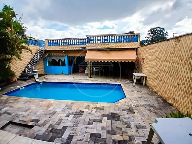 Casa com 300m² 5 quartos e 3 banheiros, à venda, no bairro Balneário Mar Paulista em São Paulo