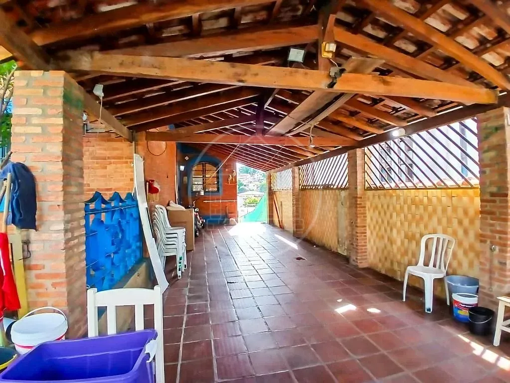 Casa, 5 quartos, 180 m² - Foto 9