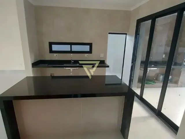 Casa com 200m² 3 quartos e 3 banheiros, à venda, no bairro Loteamento Santa Marta em Ribeirão Preto