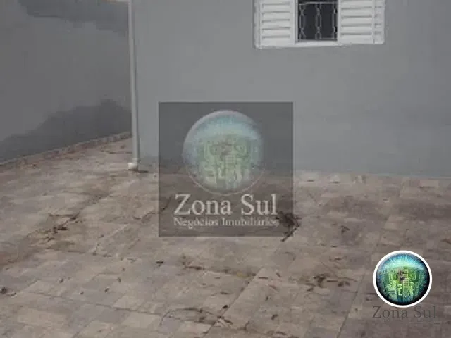 Casa com 47m² 2 quartos e 1 banheiro, à venda, no bairro Parque Vitoria Regia em Sorocaba