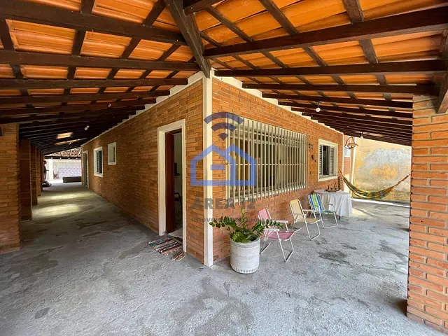 Casa com 480m² 3 quartos e 4 banheiros, à venda, no bairro Ipiranga em Caraguatatuba