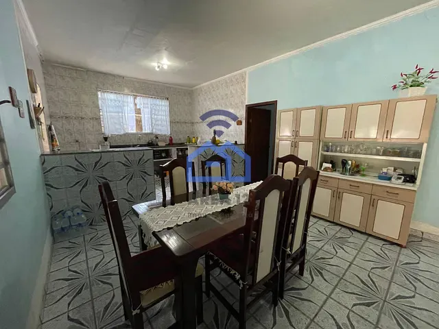 Casa com 480m² 3 quartos e 4 banheiros, à venda, no bairro Ipiranga em Caraguatatuba
