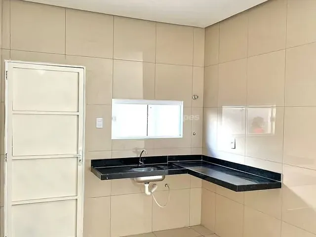 Casa com 180m² 2 quartos e 2 banheiros, à venda, no bairro Jóia em Timon