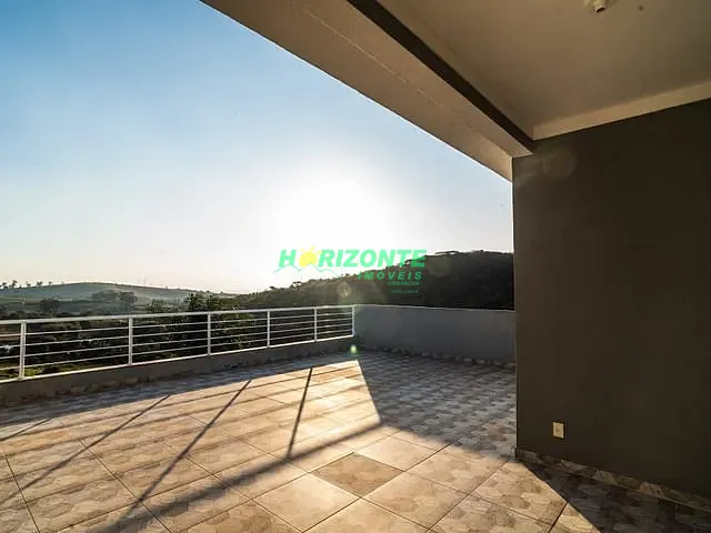 Casa com 565m² 4 quartos e 5 banheiros, à venda ou para alugar, no bairro Terras de Santa Mariana em Caçapava