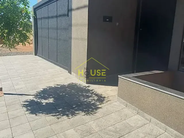 Casa com 180m² 2 quartos e 1 banheiro, à venda, no bairro Parque Cidade Jardim II em Votuporanga