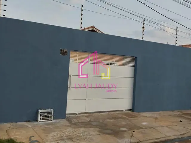 Casa com 200m² 2 quartos e 1 banheiro, à venda, no bairro Residencial Coxipó em Cuiabá