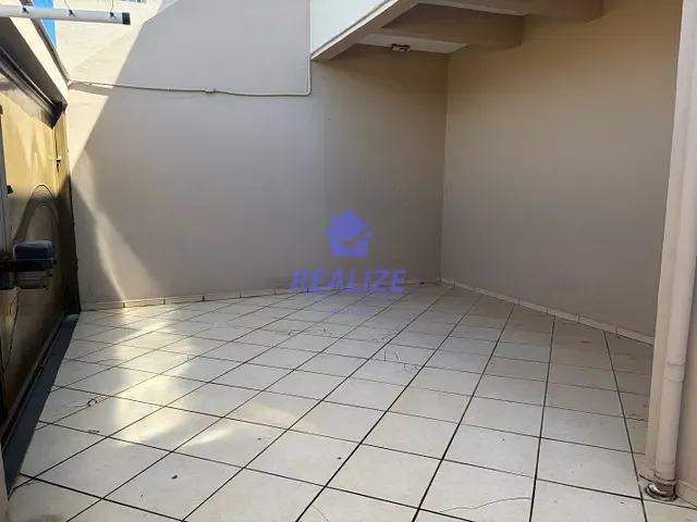 Casa 3 quartos e 2 banheiros, para alugar, no bairro Vila Guimarães em Botucatu