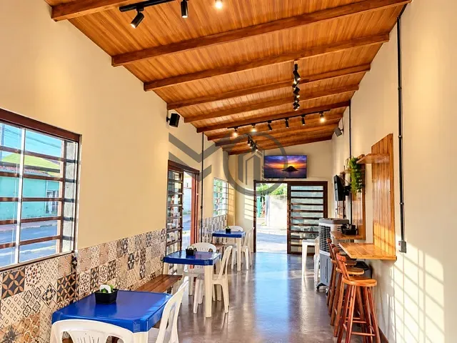 Casa com 280m², à venda, no bairro CPA II em Cuiabá
