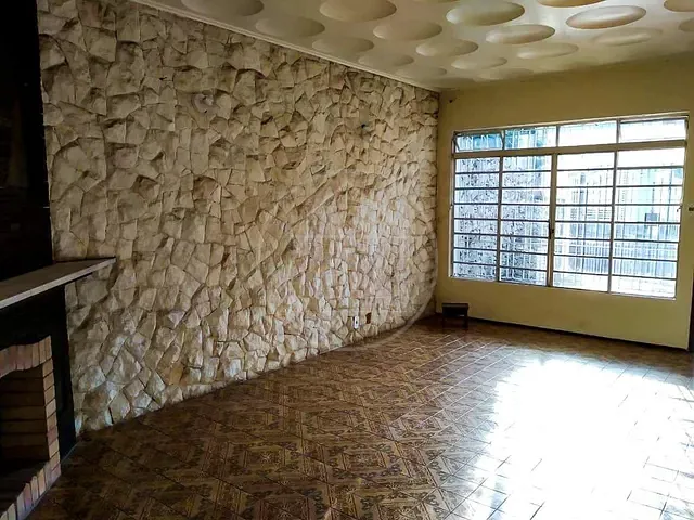 Casa com 250m² 5 quartos e 3 banheiros, à venda, no bairro Jardim Santo Antoninho em São Paulo