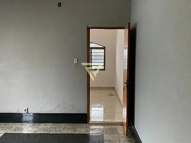 Casa com 270m² 3 quartos e 3 banheiros, à venda, no bairro Vila Monte Alegre em Ribeirão Preto