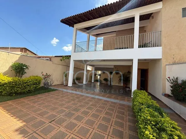 Sobrado com 402m² 3 quartos e 5 banheiros, à venda, no bairro Jardim Aclimação em São José do Rio Preto