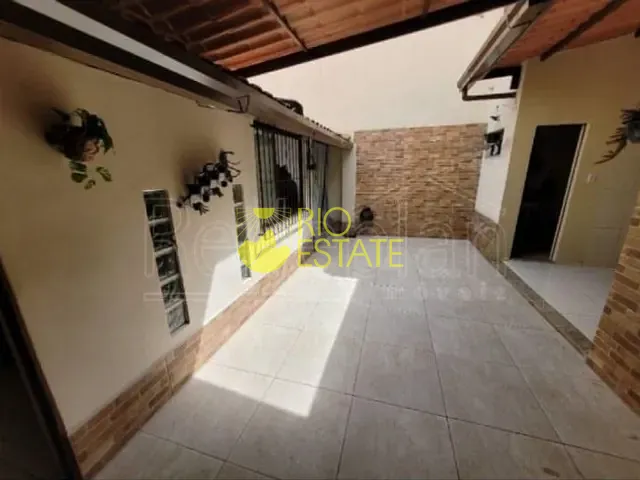 Casa com 200m² 2 quartos e 2 banheiros, à venda, no bairro Casa de Pedra em Volta Redonda