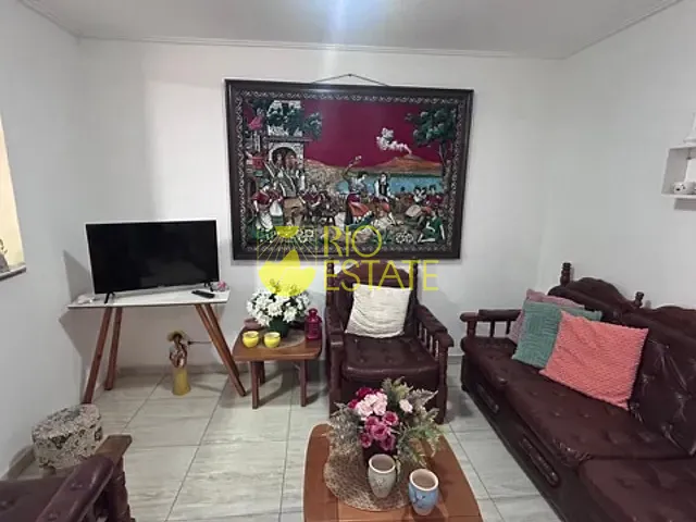 Casa com 200m² 2 quartos e 2 banheiros, à venda, no bairro Casa de Pedra em Volta Redonda