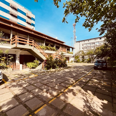 Casa 2 quartos e 2 banheiros, à venda ou para alugar, no bairro Jardim Excelsior em Cabo Frio